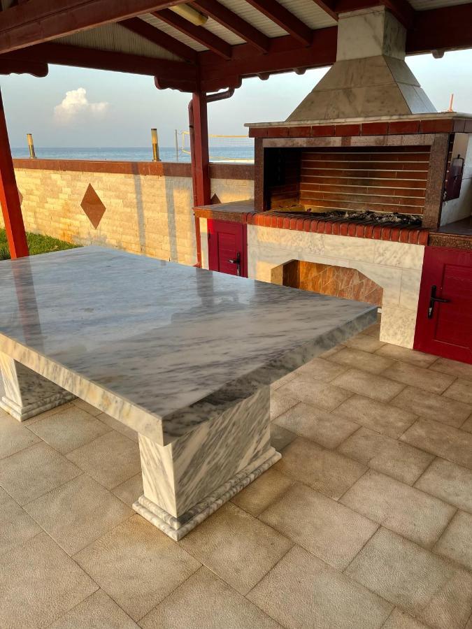 Luxury Apartment First Line Sea By Makhome Messagala Néa Meságkala Zewnętrze zdjęcie